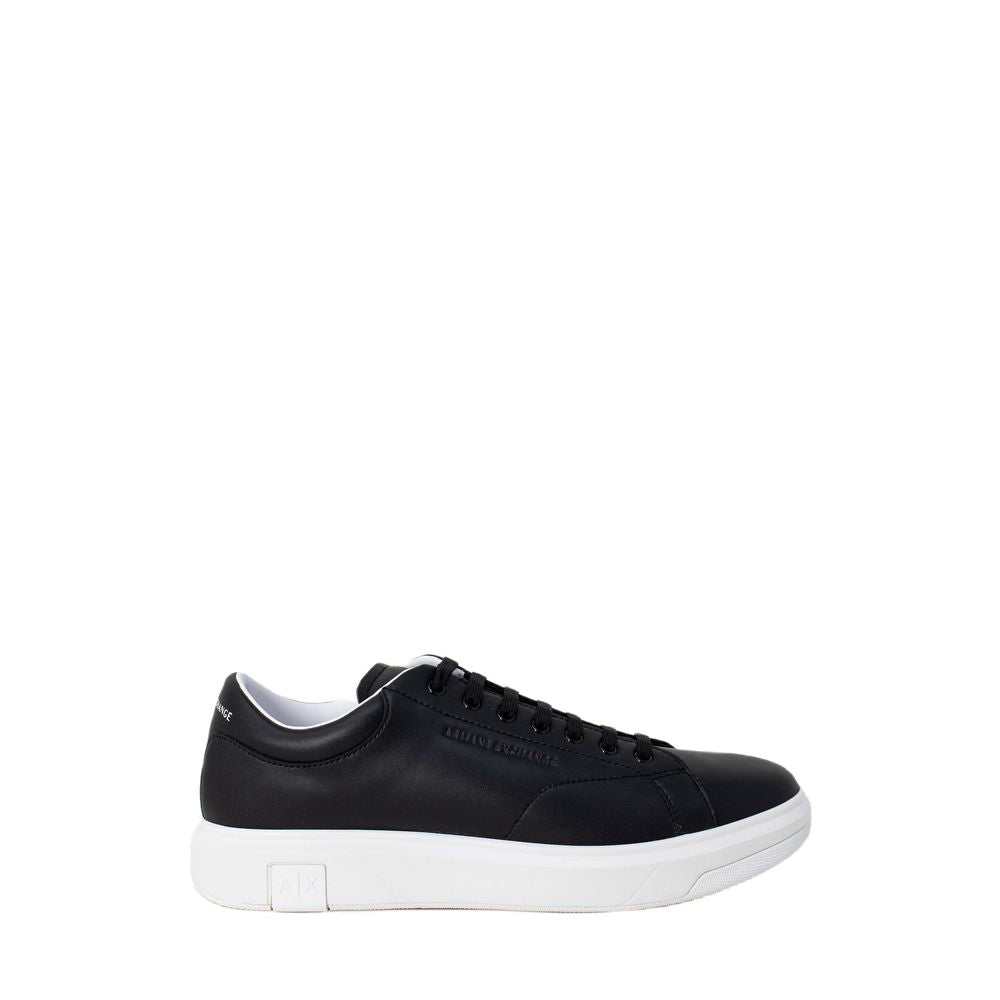 Sneaker in pelle nera